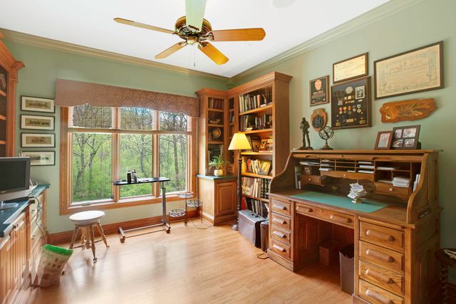 15214 Shamrock Lane, Woodstock, IL 60098