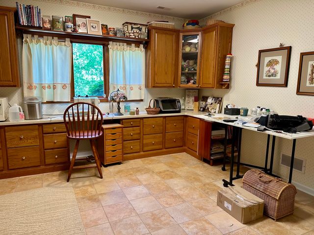 15214 Shamrock Lane, Woodstock, IL 60098