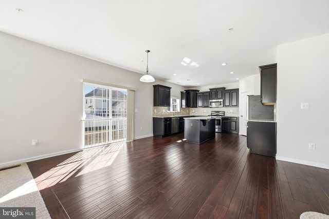 11167 SAINT CHRISTOPHER DR, White Plains, MD 20695