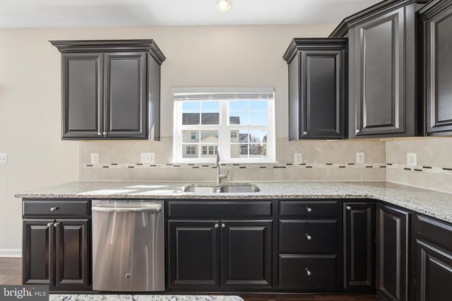 11167 SAINT CHRISTOPHER DR, White Plains, MD 20695