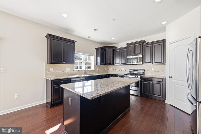 11167 SAINT CHRISTOPHER DR, White Plains, MD 20695