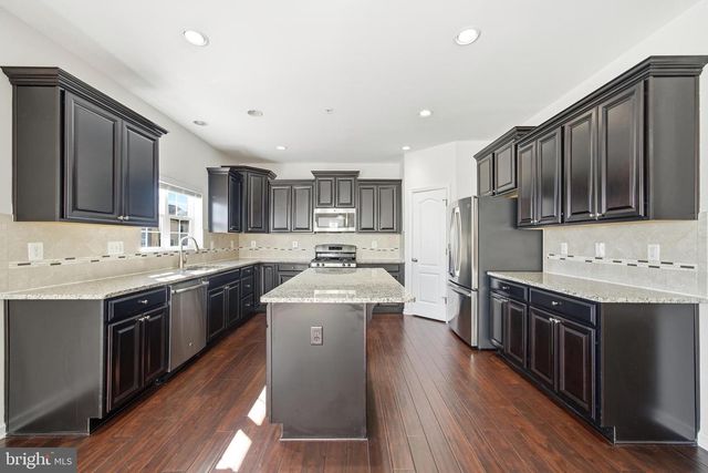 11167 SAINT CHRISTOPHER DR, White Plains, MD 20695