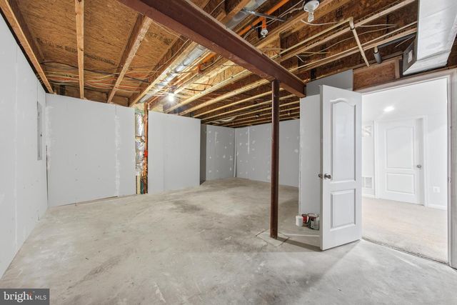 11167 SAINT CHRISTOPHER DR, White Plains, MD 20695