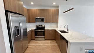300 State Street 614, Hackensack, NJ 07601