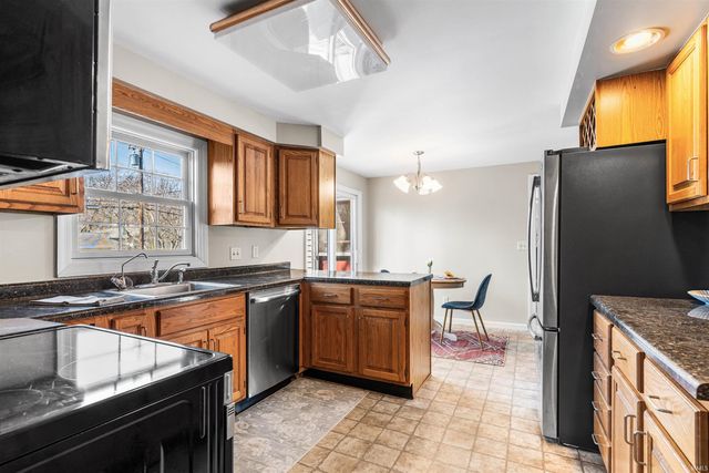 129 Knox Drive, West Lafayette, IN 47906