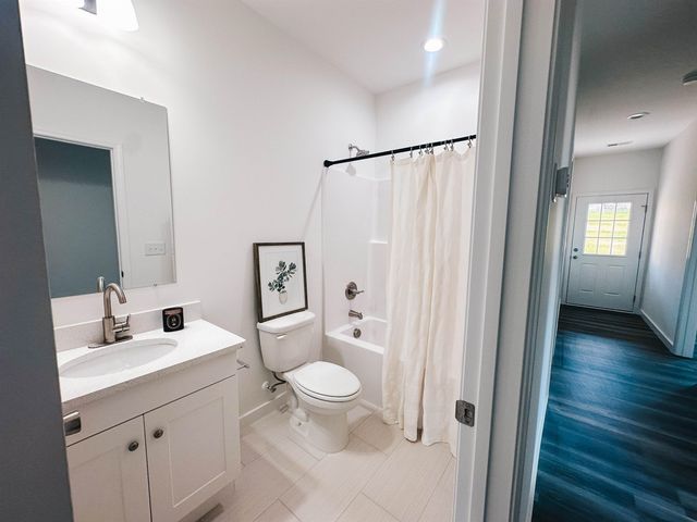 72 Bobo Street, Inman, SC 29349