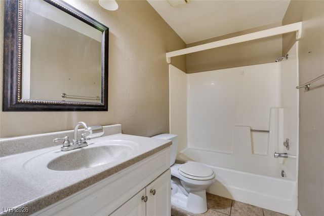 5650 Sea Breeze Avenue, Las Vegas, NV 89110