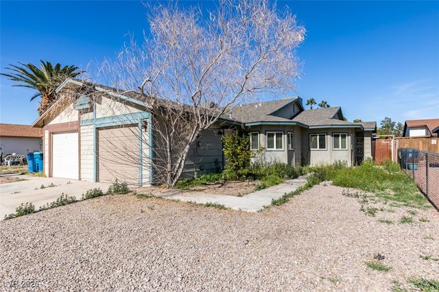 5650 Sea Breeze Avenue, Las Vegas, NV 89110