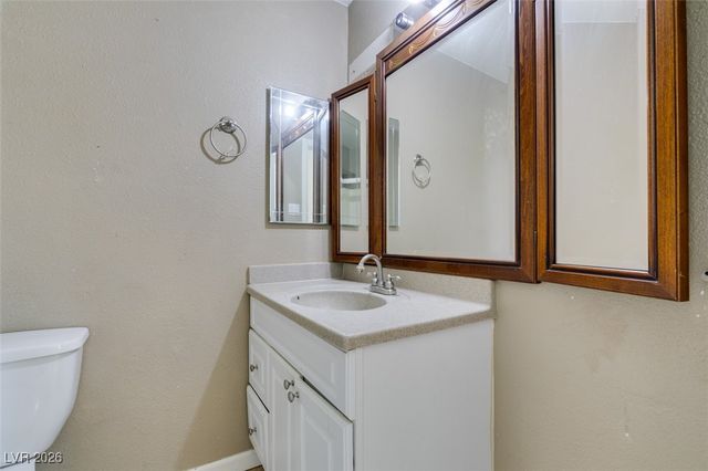 5650 Sea Breeze Avenue, Las Vegas, NV 89110