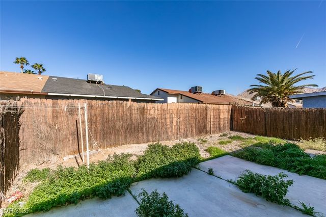 5650 Sea Breeze Avenue, Las Vegas, NV 89110