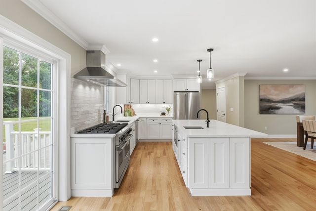 22 Townsend Road, Shirley, MA 01464