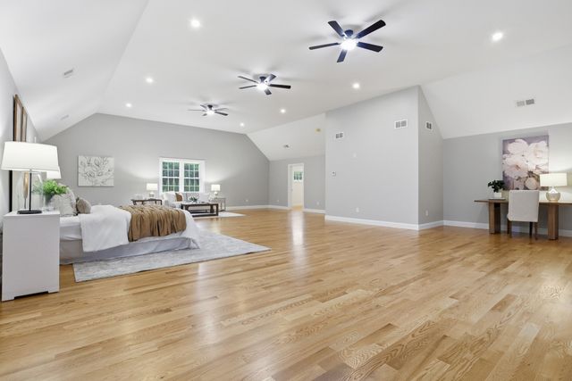 22 Townsend Road, Shirley, MA 01464