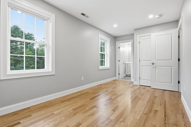 22 Townsend Road, Shirley, MA 01464