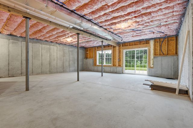 22 Townsend Road, Shirley, MA 01464