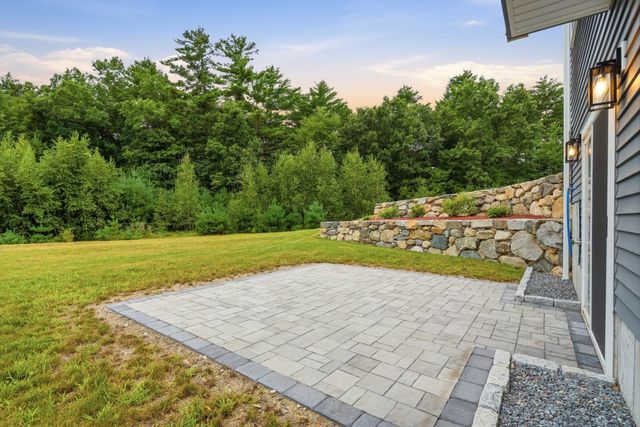22 Townsend Road, Shirley, MA 01464