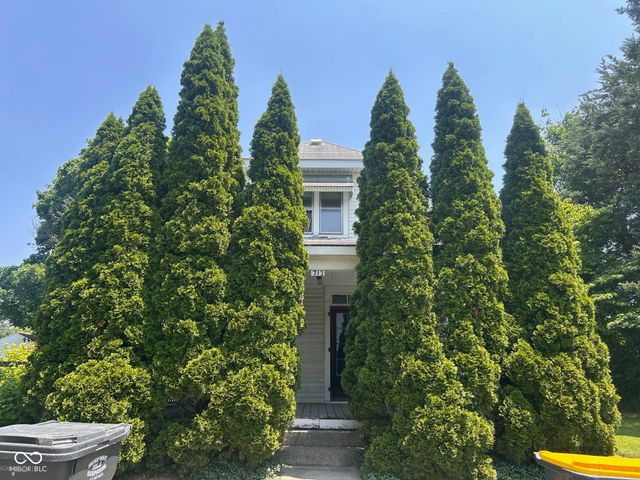 712 Cottage Avenue, Anderson, IN 46012