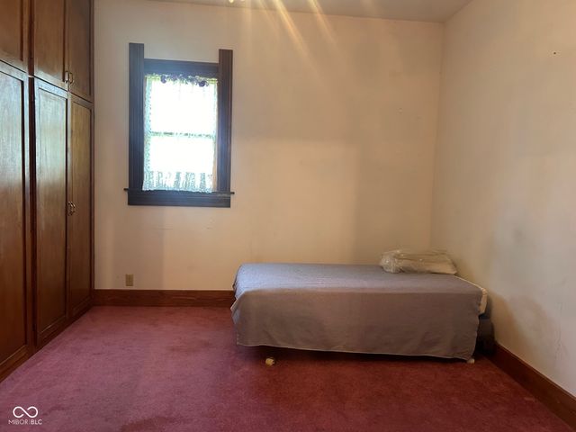 712 Cottage Avenue, Anderson, IN 46012