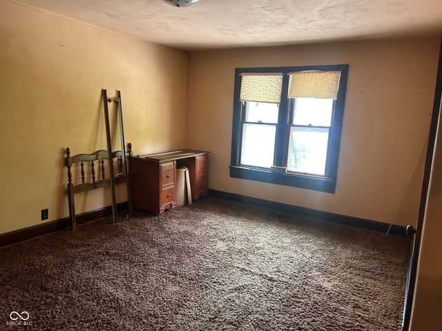 712 Cottage Avenue, Anderson, IN 46012