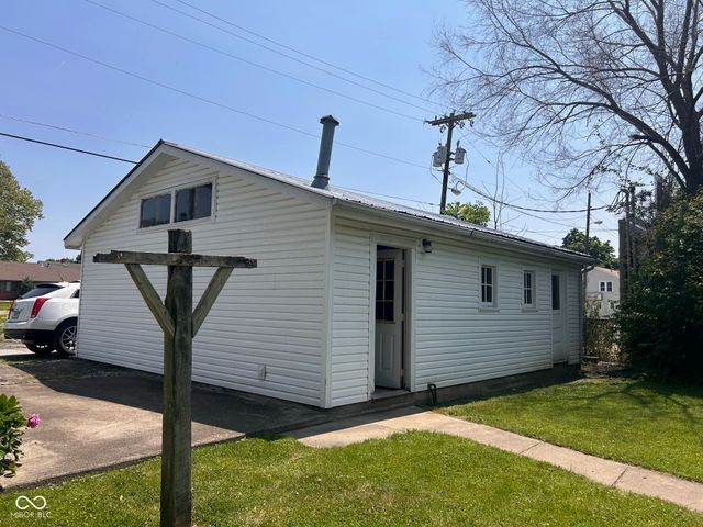 712 Cottage Avenue, Anderson, IN 46012