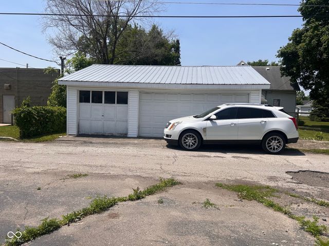 712 Cottage Avenue, Anderson, IN 46012