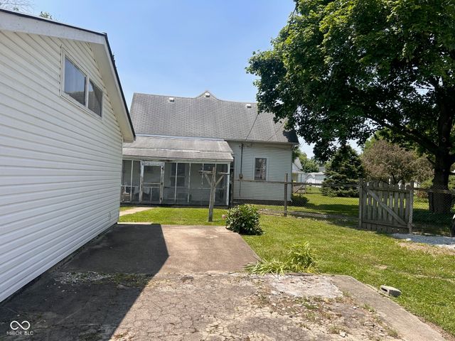 712 Cottage Avenue, Anderson, IN 46012