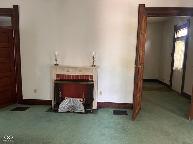 712 Cottage Avenue, Anderson, IN 46012