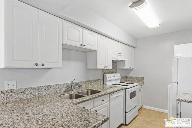 351 N Hermosa Drive 3A1, Palm Springs, CA 92262