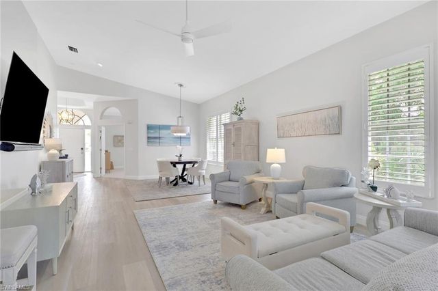 1191 Imperial DR 55, Naples, FL 34110