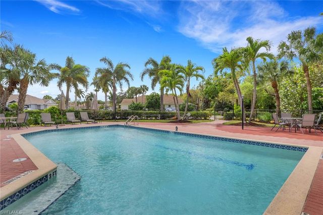 1191 Imperial DR 55, Naples, FL 34110