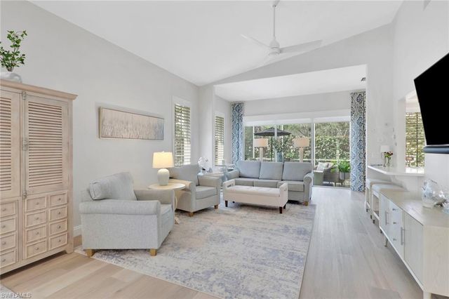 1191 Imperial DR 55, Naples, FL 34110