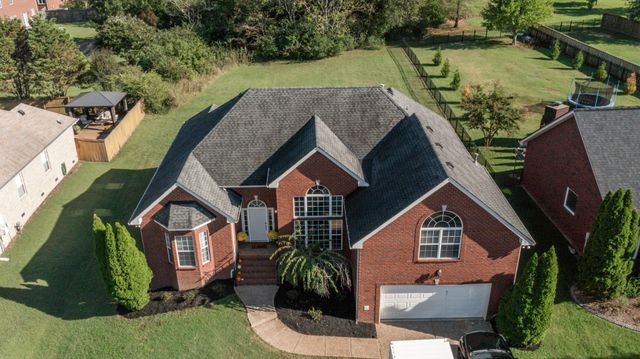 505 Beach Ln, Mount Juliet, TN 37122