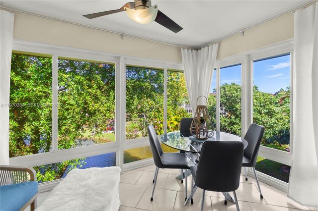 5121 W Oakland Park Blvd 304, Lauderdale Lakes, FL 33313