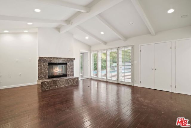 15649 Woodfield Place, Sherman Oaks, CA 91403