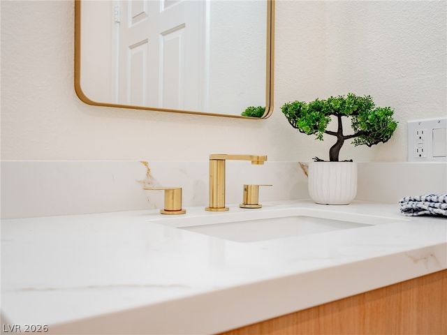 9364 Sparkling Waters Avenue, Las Vegas, NV 89129