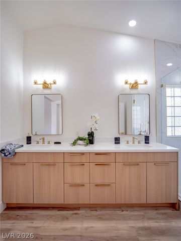 9364 Sparkling Waters Avenue, Las Vegas, NV 89129