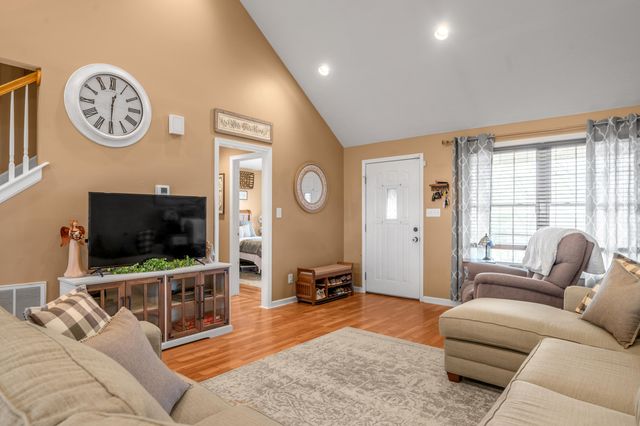 125 Summerhill Way, Winchester, KY 40391