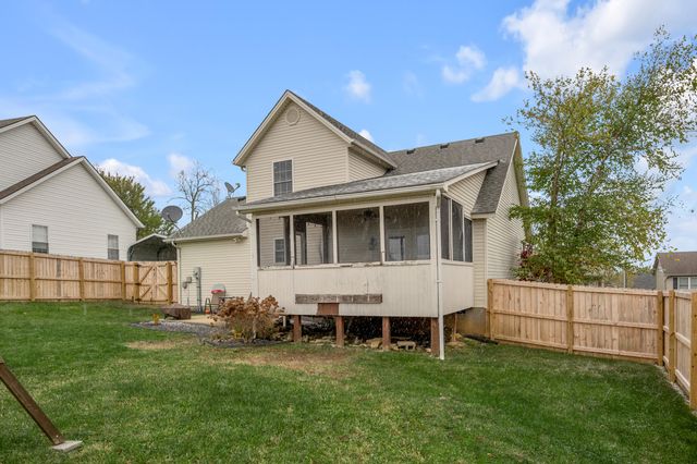 125 Summerhill Way, Winchester, KY 40391