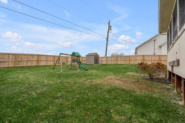 125 Summerhill Way, Winchester, KY 40391