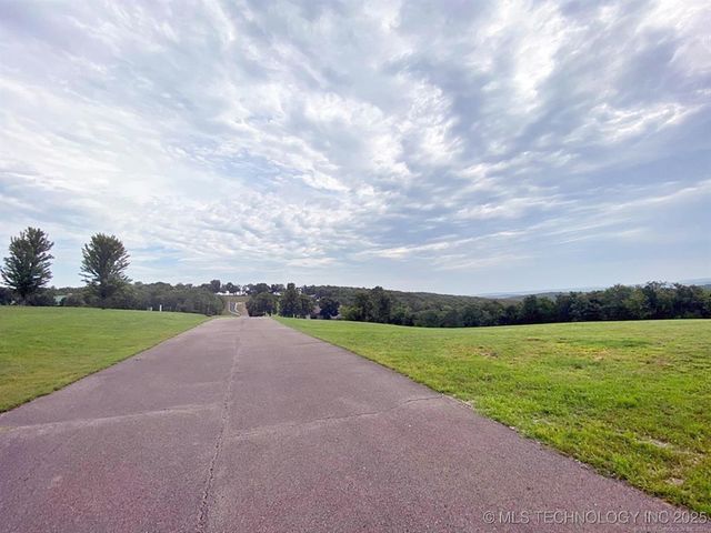 36471 S Cedar Road, Park Hill, OK 74451