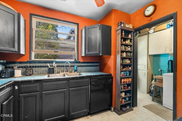 815 N Kenwood Street, Burbank, CA 91505