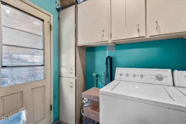 815 N Kenwood Street, Burbank, CA 91505