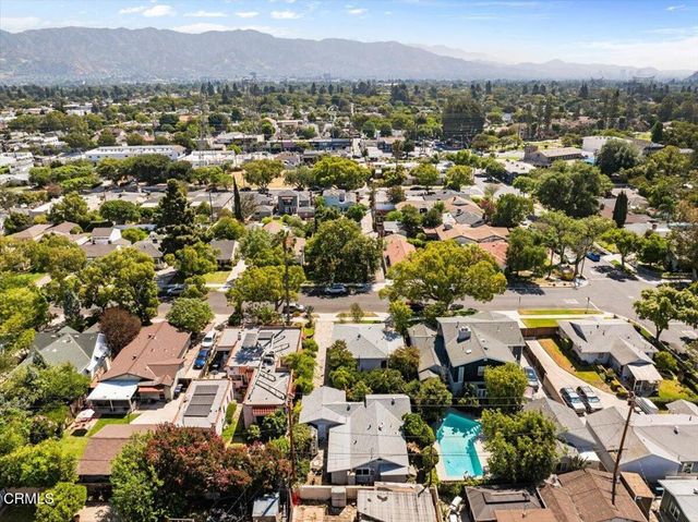 815 N Kenwood Street, Burbank, CA 91505