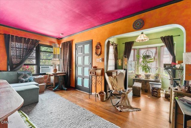 815 N Kenwood Street, Burbank, CA 91505