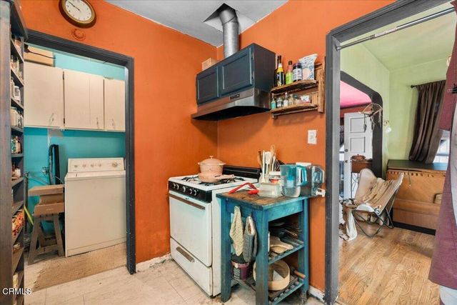 815 N Kenwood Street, Burbank, CA 91505