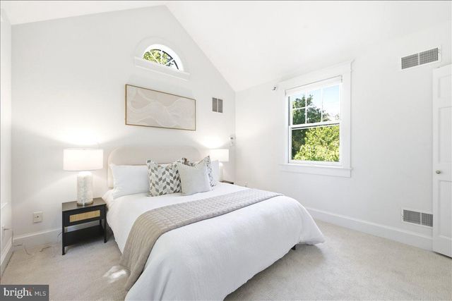 7109 MEADOW LN, Chevy Chase, MD 20815