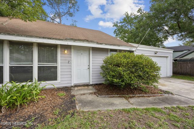 6817 CORALBERRY Lane S, Jacksonville, FL 32244