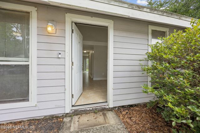 6817 CORALBERRY Lane S, Jacksonville, FL 32244