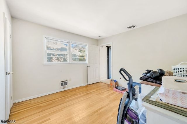 1 Sandy Ln, Randolph Twp., NJ 07869