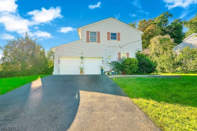 1 Sandy Ln, Randolph Twp., NJ 07869