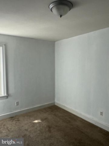 802 W MIDDLE ST, Hanover, PA 17331